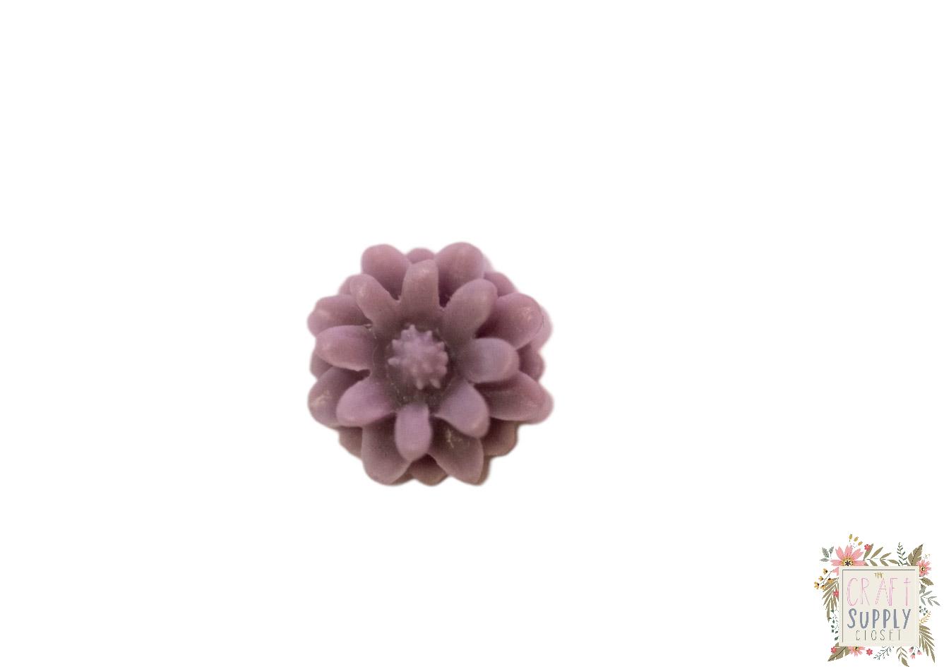 Tiny Daisy Resins - Set of 10